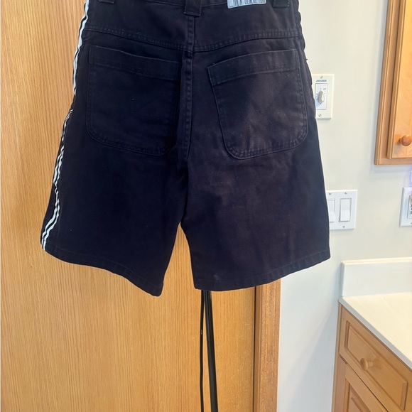 Men's Black Athletic Shorts - Size 30 - Picture 4 of 6